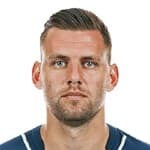 Portrett av Ádám Csaba Szalai