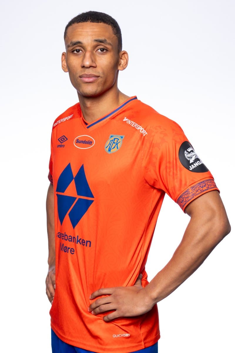 Portrett av Paul Ngongo Iversen